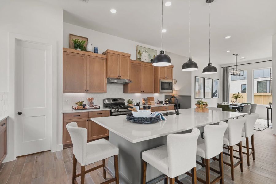 Representative furnished interior of a home built from the Hillcrest by Chesmar Homes in Attwater 55s, Waller (Image 7).