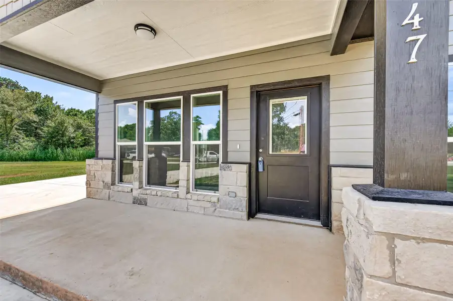 Exterior details and patio area of a home in , Montgomery (Image 22).