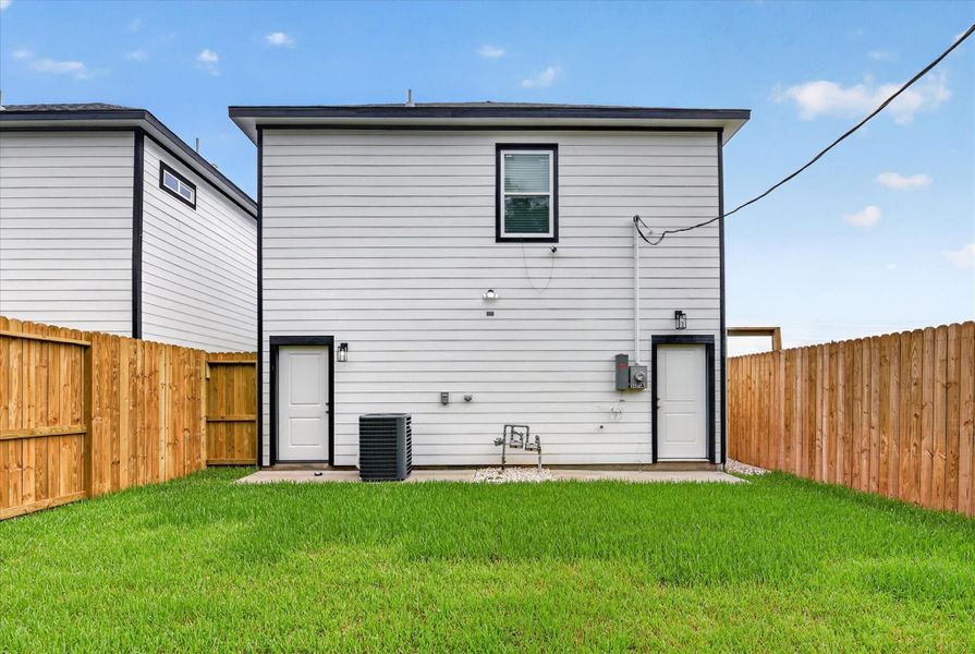 Exterior details and patio area of a home in , Houston (Image 23).