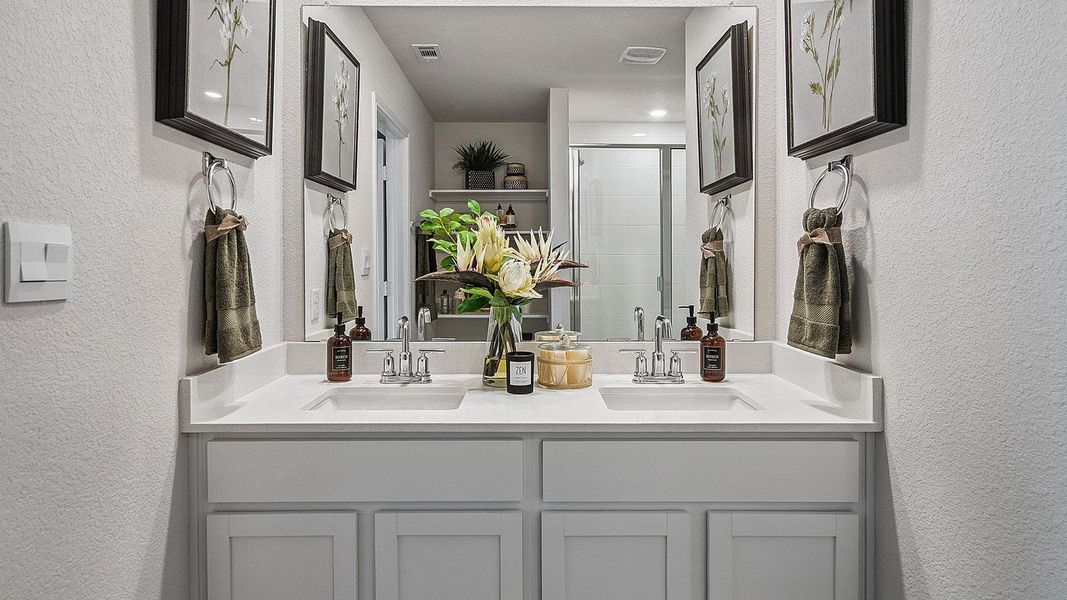 Furnished interior view inside a new home in Thunder Rock, Marble Falls (Image 31).
