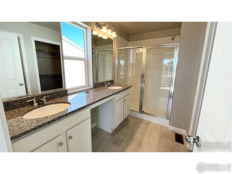 Furnished interior view inside a new home in Pintail Commons at Johnstown Village, Johnstown (Image 5).