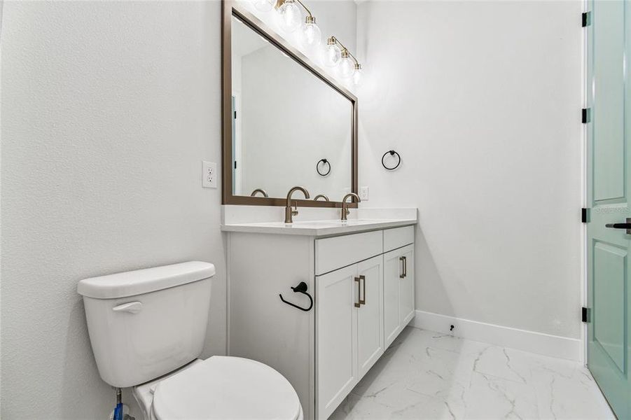 Furnished interior view inside a new home in Palmera Wellen Park - Classic Series, Venice (Image 10). Furnished interior view inside a new home in Palmera Wellen Park - Classic Series, Venice (Image 10).