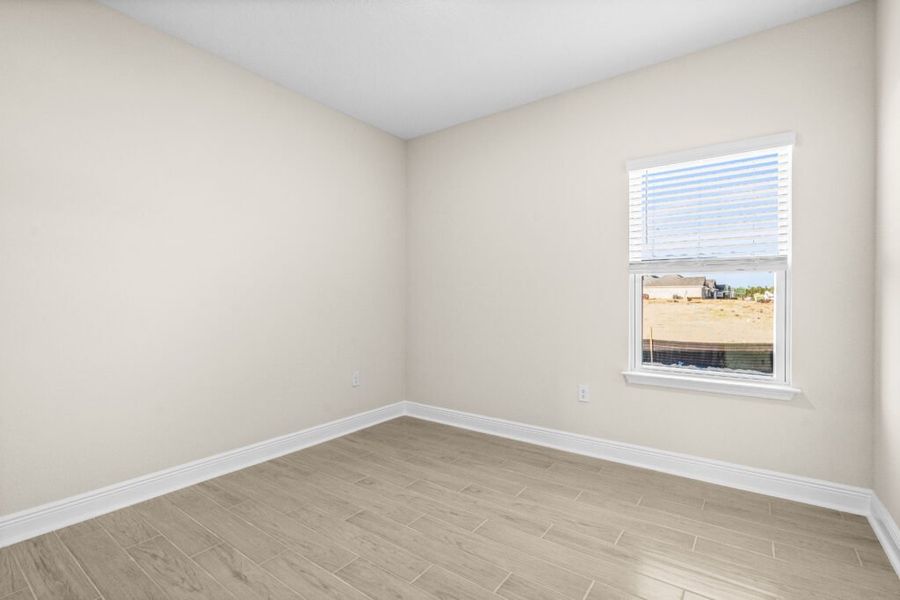 Spacious, unfurnished interior of a new home in Lake Merial, Panama City (Image 18).