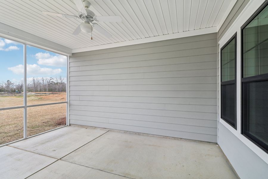 Representative exterior details of a home built from the Ashbourne II by Great Southern Homes in Collins Cove, Chapin (Image 33).