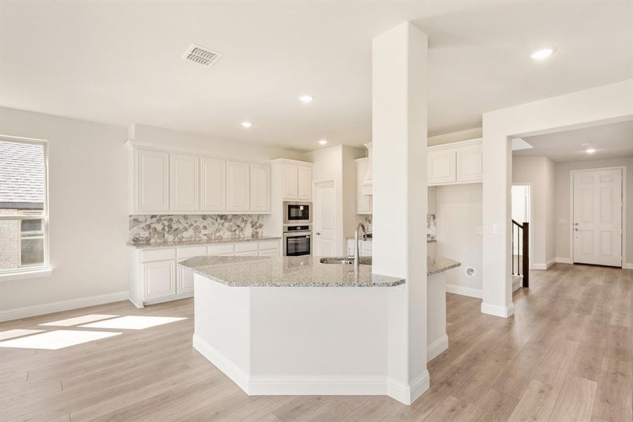 Furnished interior view inside a new home in Sunset Ridge, Alvarado (Image 9).