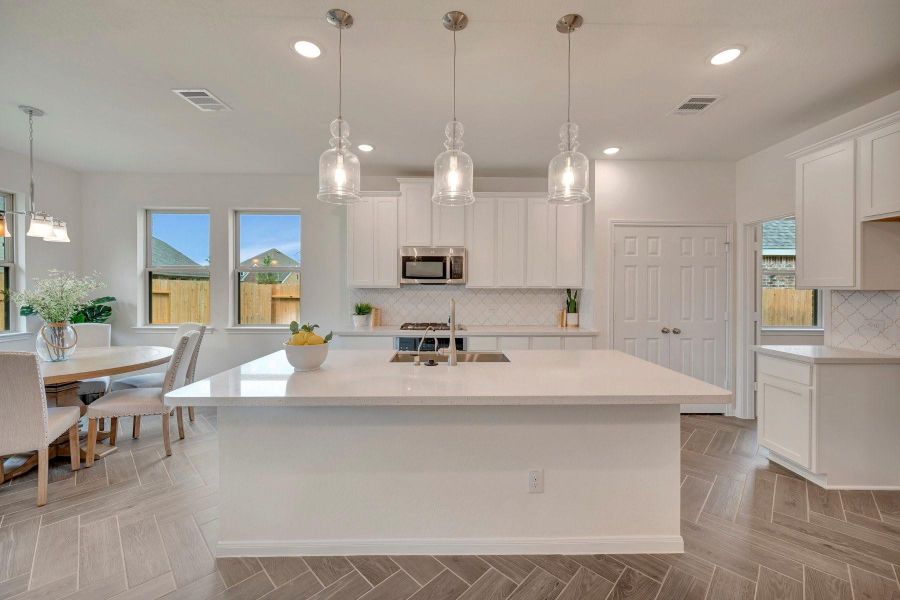 Chef-worthy island kitchen Chef-worthy island kitchen