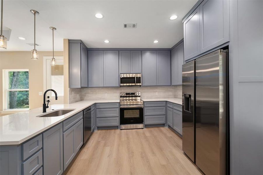 Furnished interior view inside a new home in , Gun Barrel City (Image 12).