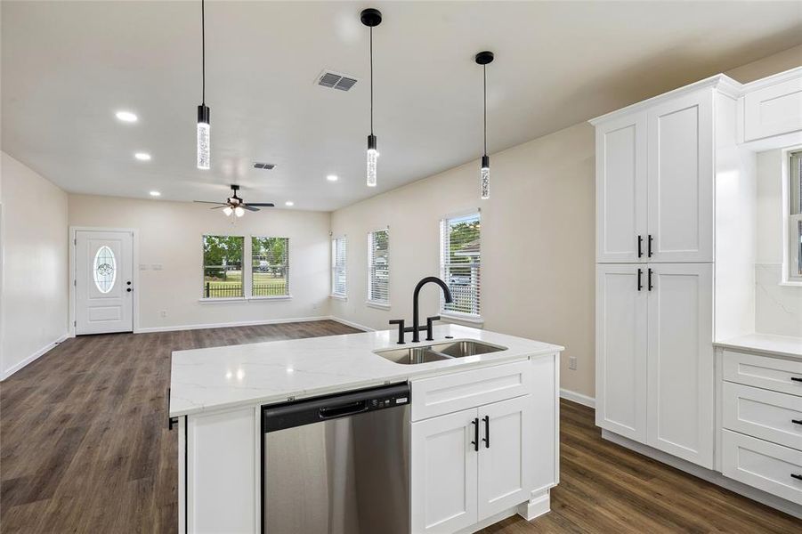 Furnished interior view inside a new home in , Fort Worth (Image 8).