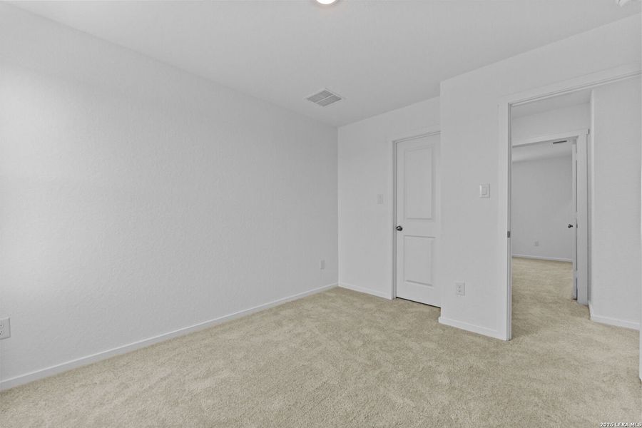 Spacious, unfurnished interior of a new home in Guadalupe Ridge, New Braunfels (Image 19). Spacious, unfurnished interior of a new home in Guadalupe Ridge, New Braunfels (Image 19).