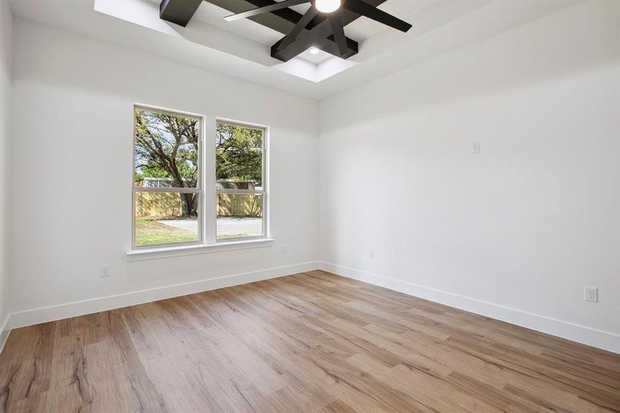 Spacious, unfurnished interior of a new home in , Fort Worth (Image 19).