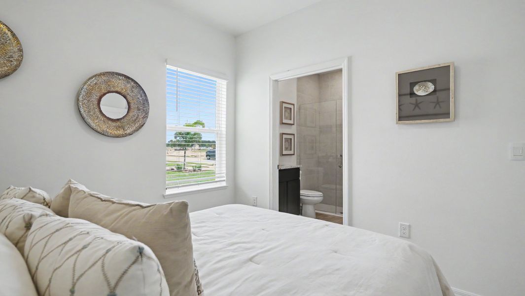 Representative furnished interior of a home built from the Sheffield by Maronda Homes in Labelle, Labelle (Image 12).