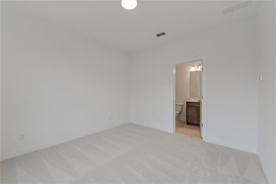 Spacious, unfurnished interior of a new home in , Buford (Image 31).