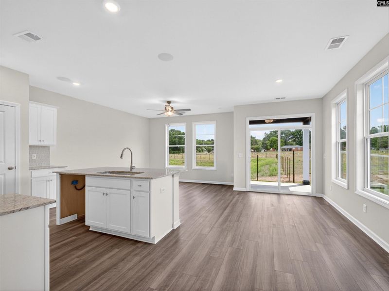 Spacious, unfurnished interior of a new home in Dunbar Village, Cayce (Image 17).