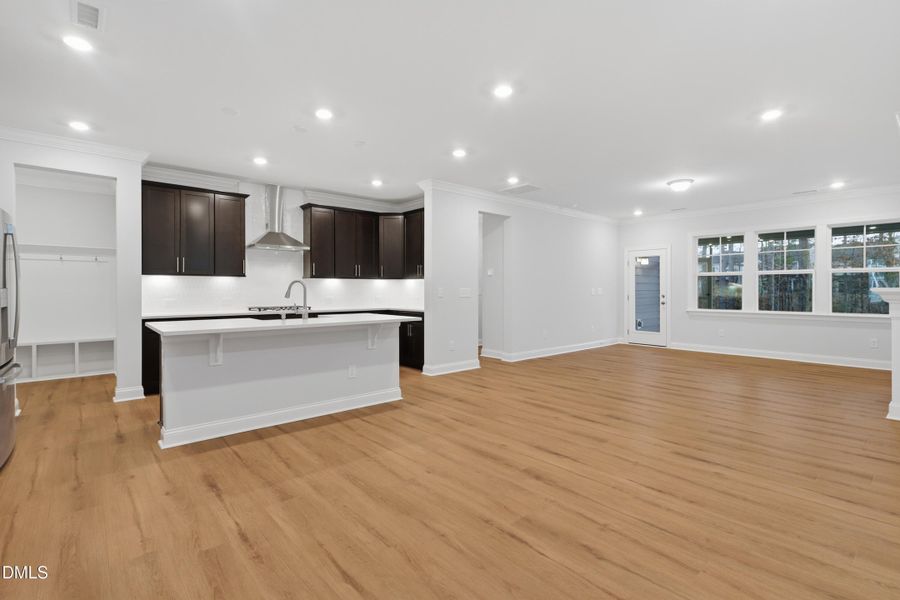 SUN_CarolinaSprings_Pic_329CalvanderLn_1