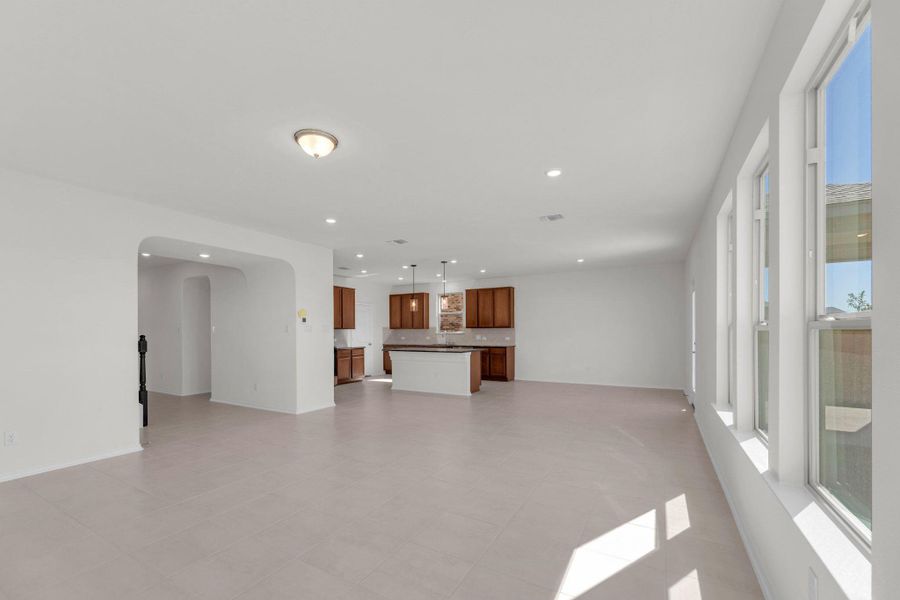 Spacious, unfurnished interior of a new home in Salerno - Heritage Collection, Round Rock (Image 26).