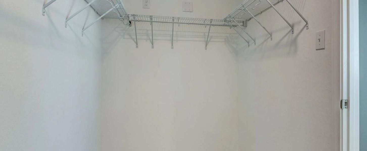 Representative unfurnished interior of a home built from the Dunlap by Ashton Woods in Meadows at Hennersby Hollow 40's, San Antonio (Image 15).