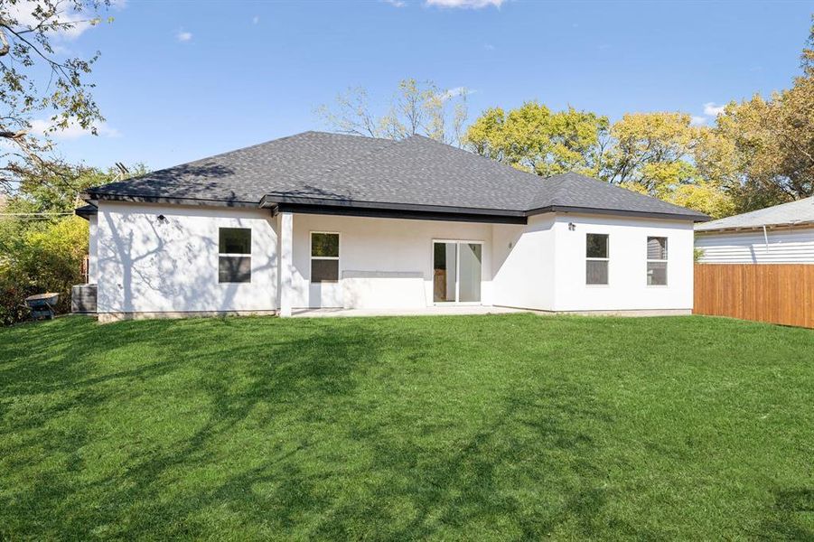 Exterior details and patio area of a home in , Mesquite (Image 3).
