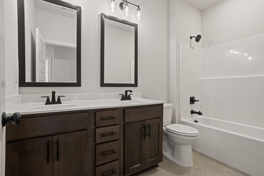 Furnished interior view inside a new home in Cherokee Knoll, Williamston (Image 9).