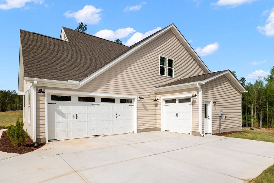Representative exterior photo of a completed home built from the The Bradley by RobuckHomes in Baylee Ridge, Selma, NC (Image 60). Representative exterior photo of a completed home built from the The Bradley by RobuckHomes in Baylee Ridge, Selma, NC (Image 60).