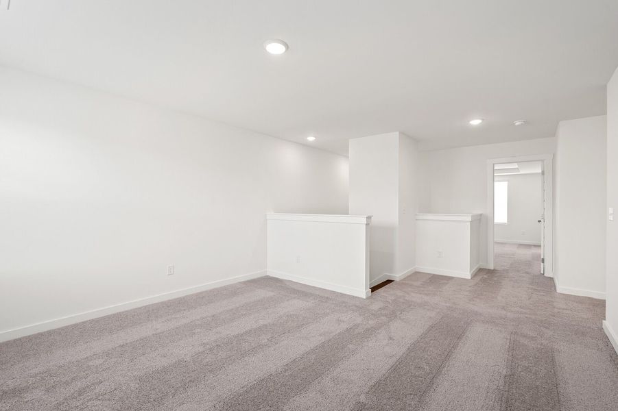 Spacious, unfurnished interior of a new home in Calista Farms, White House (Image 40).