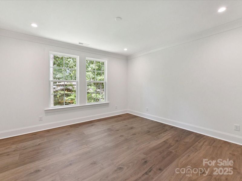 Spacious, unfurnished interior of a new home in , Terrell (Image 21).