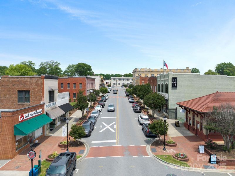 Just a short drive from the community, Downtown Belmont has shops and restaurants you'll live.