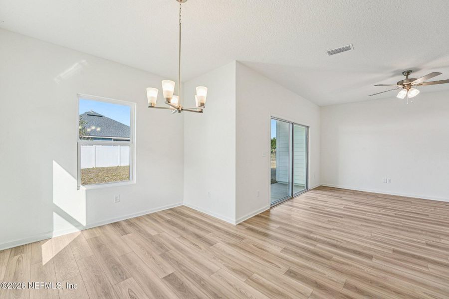 Spacious, unfurnished interior of a new home in Panther Creek, Jacksonville (Image 12).