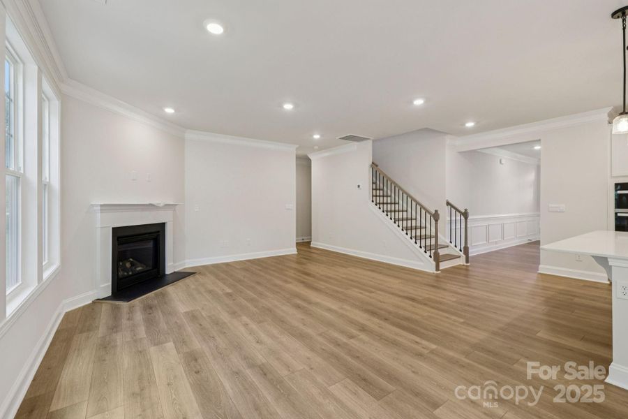 Spacious, unfurnished interior of a new home in Falls Cove, Troutman (Image 18).