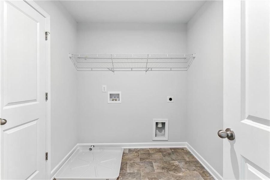 Image 43 of a home in .