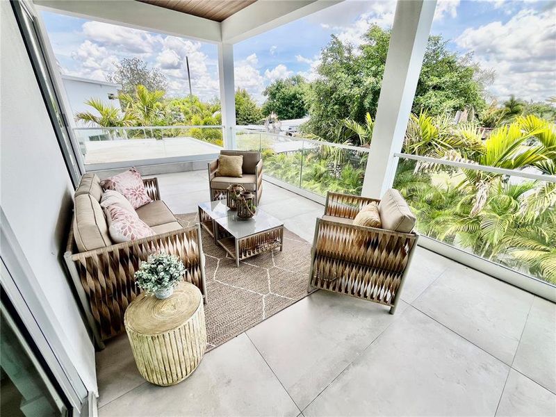 Exterior details and patio area of a home in , Sarasota (Image 29).