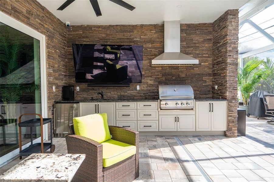 Exterior details and patio area of a home in , Safety Harbor (Image 37). Exterior details and patio area of a home in , Safety Harbor (Image 37).