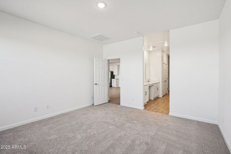 26-web-or-mls-W Moeller Rd-S2111-026