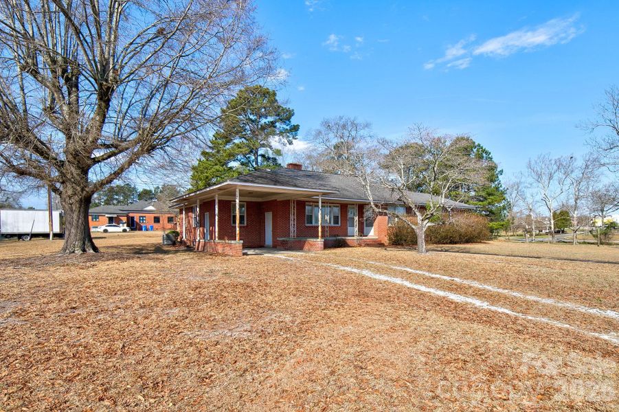 Image 30 of a home in .