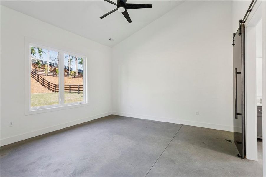 Spacious, unfurnished interior of a new home in , Marietta (Image 35).