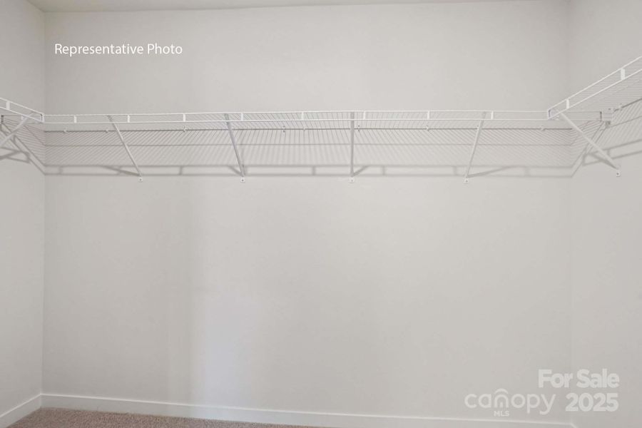 Spacious, unfurnished interior of a new home in Calvin Creek, Troutman (Image 9).