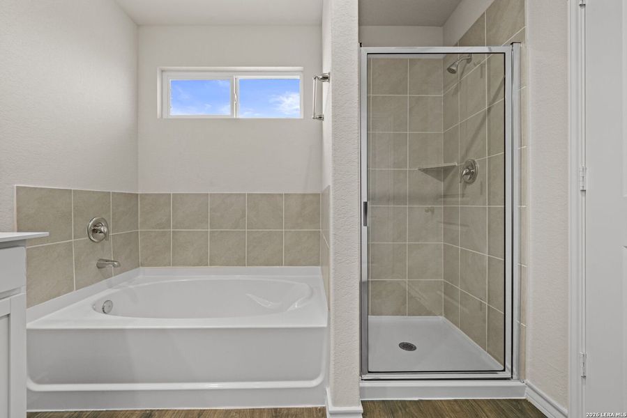 Furnished interior view inside a new home in Avenida, Converse (Image 5).