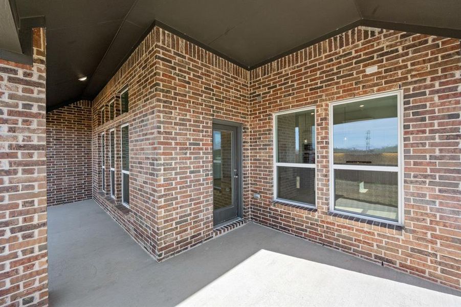 612 Ole Opry- Back-3