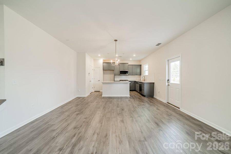 Spacious, unfurnished interior of a new home in Stewarts Landing, Charlotte (Image 29).