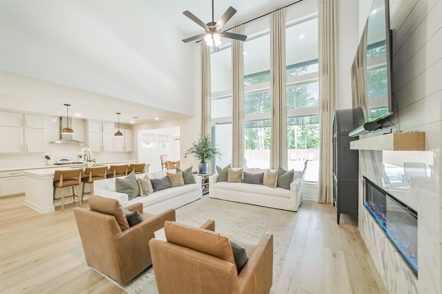 Furnished interior view inside a new home in Woodforest – 60', Montgomery (Image 8).