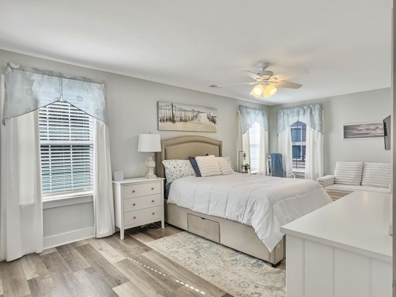 Furnished interior view inside a new home in Hewing Farms, Summerville (Image 47). Furnished interior view inside a new home in Hewing Farms, Summerville (Image 47).