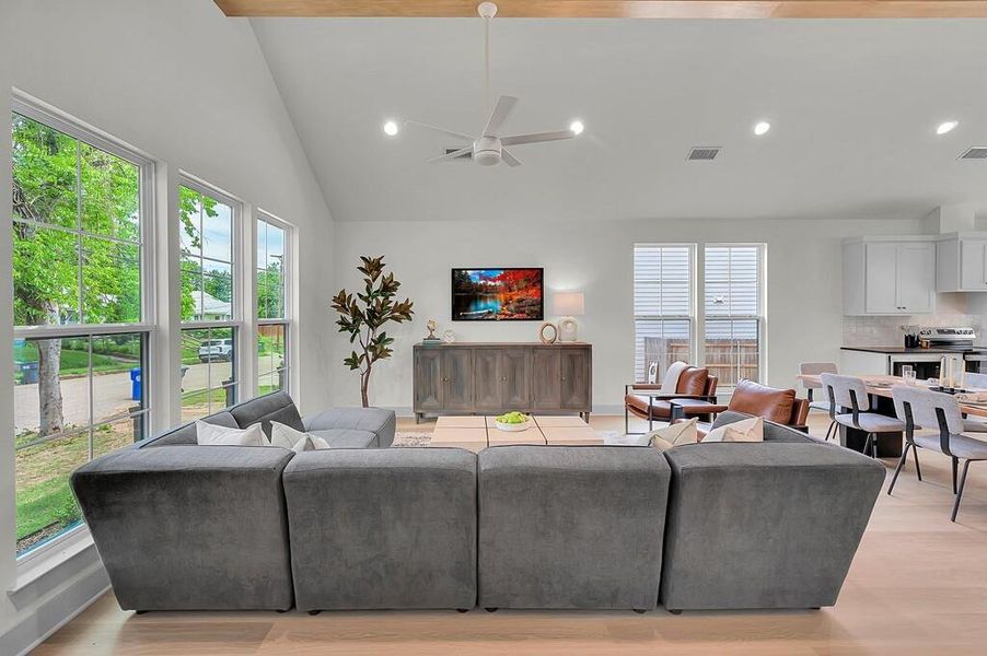 Furnished interior view inside a new home in , Waco (Image 33). Furnished interior view inside a new home in , Waco (Image 33).