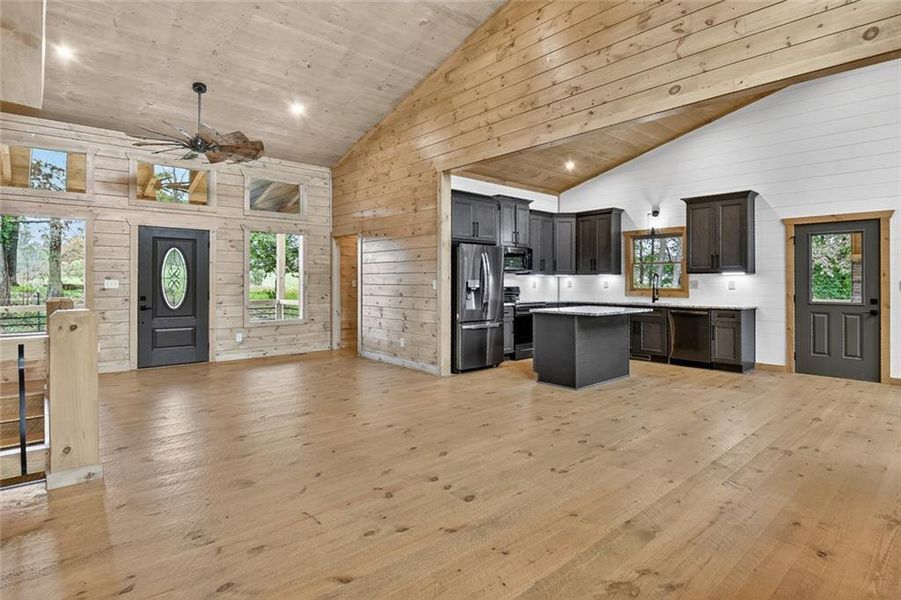 Image 32 of a home in .