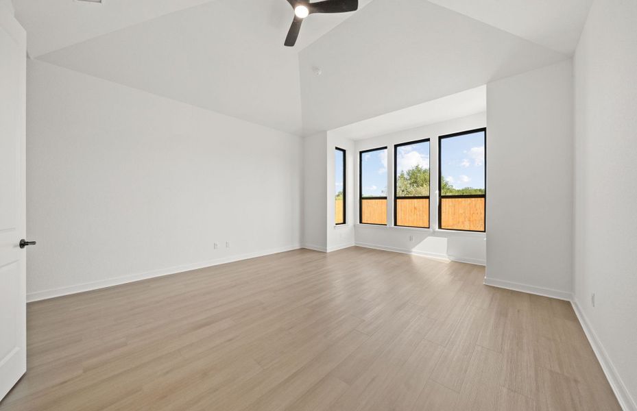 Representative unfurnished interior of a home built from the Dobbin by Pulte Homes in 6 Creeks, Kyle (Image 41).