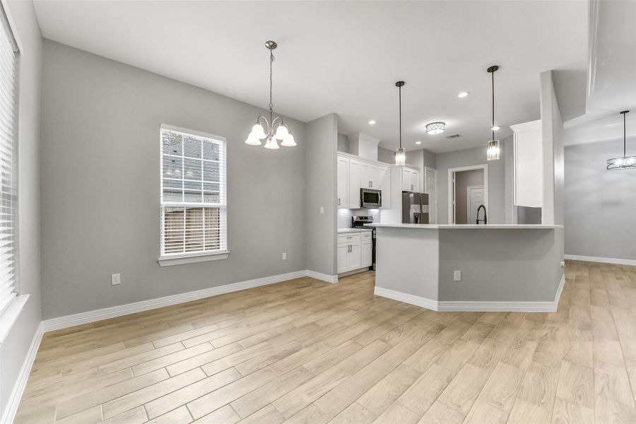 Spacious, unfurnished interior of a new home in , La Marque (Image 29).