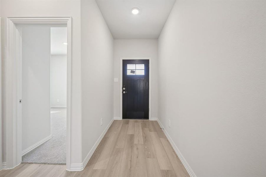 Spacious, unfurnished interior of a new home in Lakehaven - Premier Series, Farmersville (Image 25).