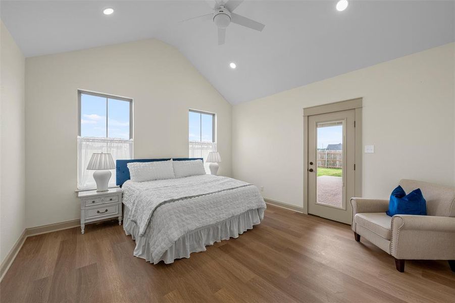 Furnished interior view inside a new home in , Robinson (Image 31).