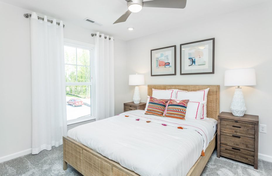 Representative furnished interior of a home built from the Hemingway by Pulte Homes in Adam's Preserve, Fairview (Image 17).