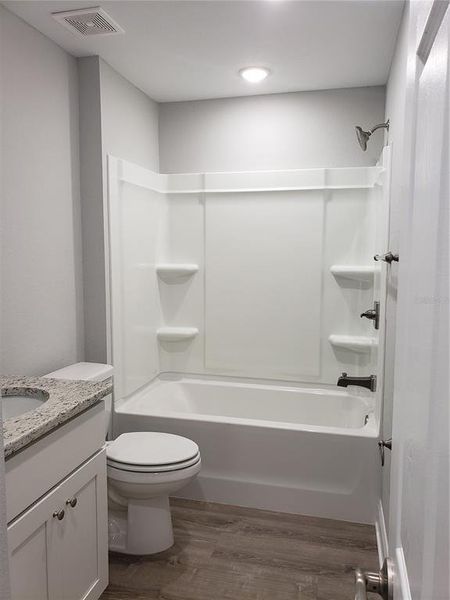 2nd Bathroom