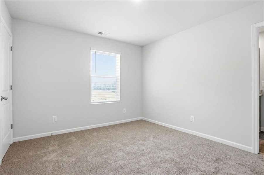 Spacious, unfurnished interior of a new home in , Covington (Image 13).