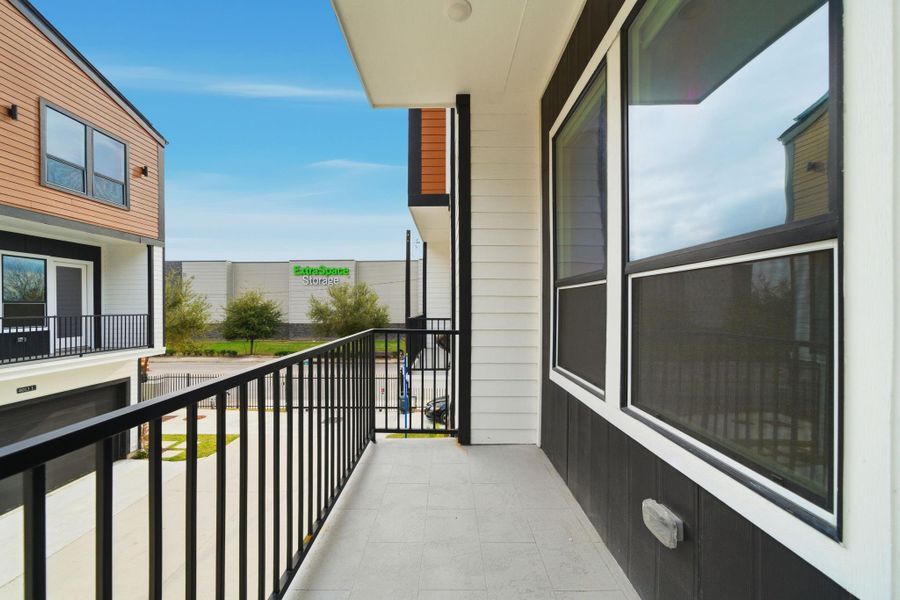 Exterior details and patio area of a home in , Houston (Image 21).
